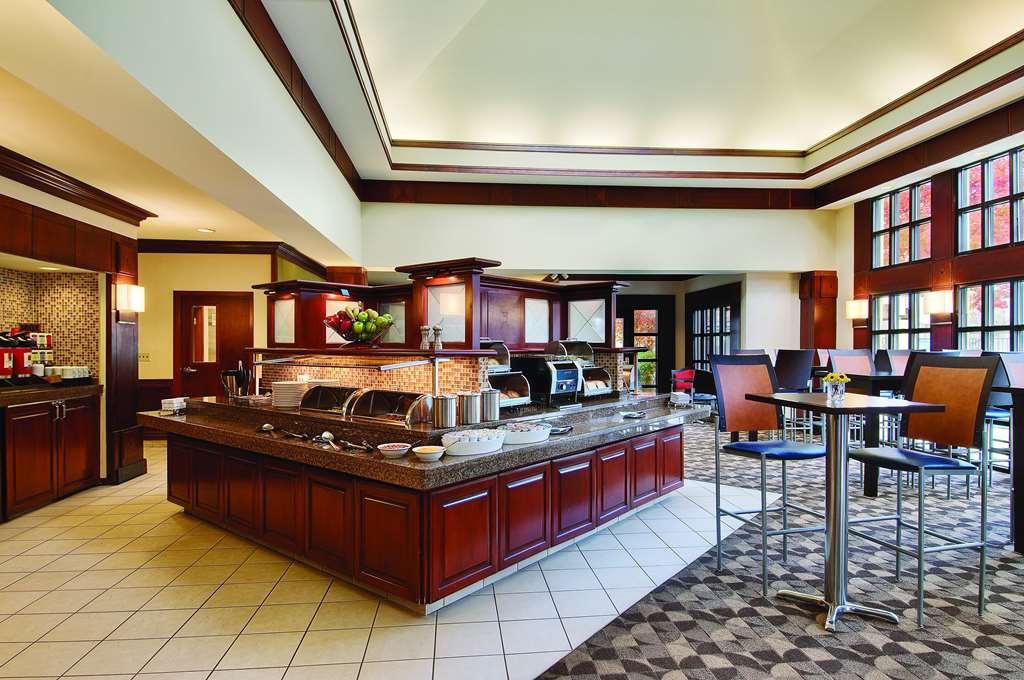 Hyatt House Boston Waltham Hotel Restoran gambar